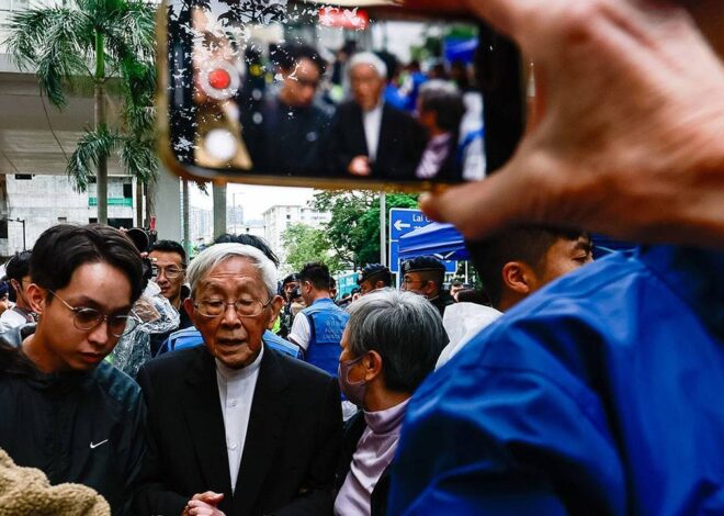 Hong Kong’da izinsiz ön seçim yapan muhaliflere hapis cezası