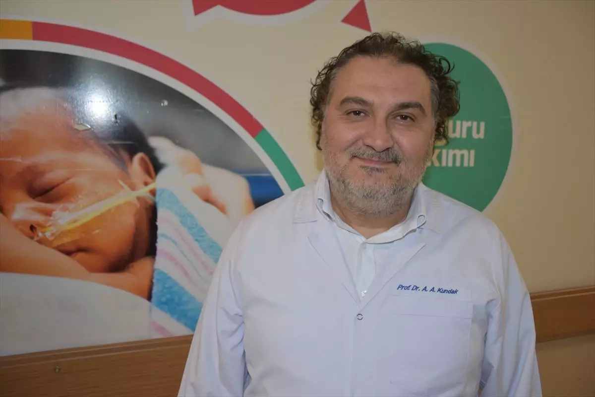 Umut Sait Bebek Taburcu Olmayı Bekliyor