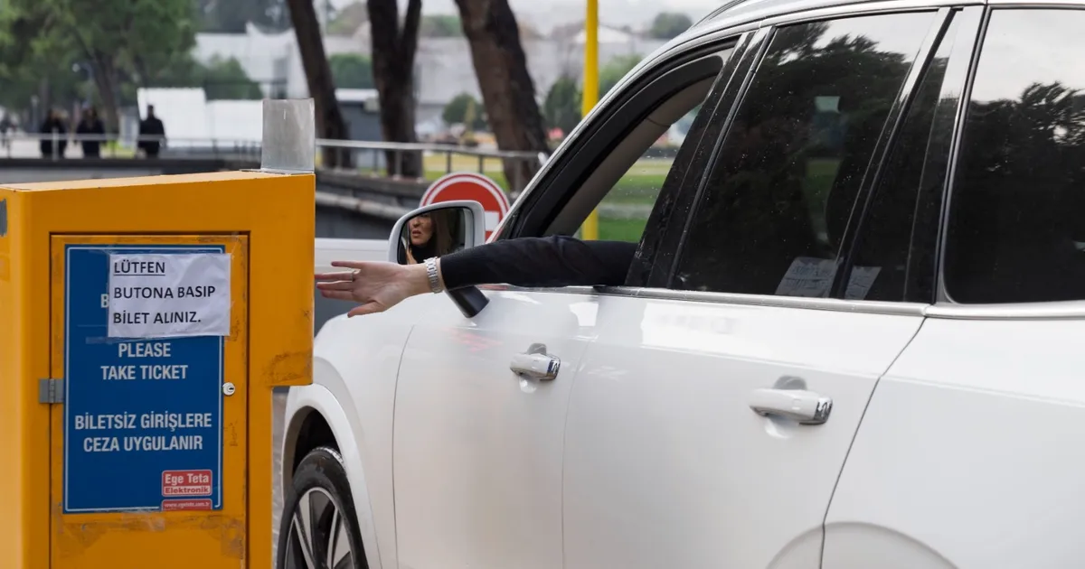 İZELMAN otoparklarına yeni yılda zam yok