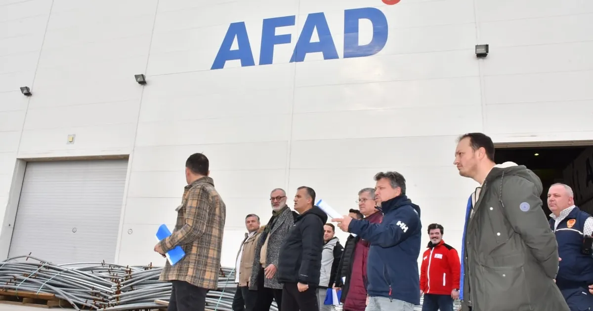 Manisa’da AFAD’ın bölgesel lojistik merkezine yakın mercek