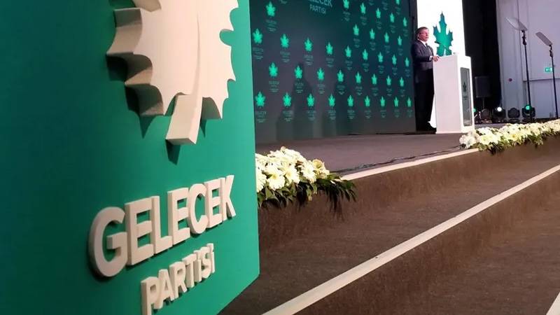 Selçuk Özdağ’dan açıklama: Gelecek Partisi AKP’ye mi geçecek?