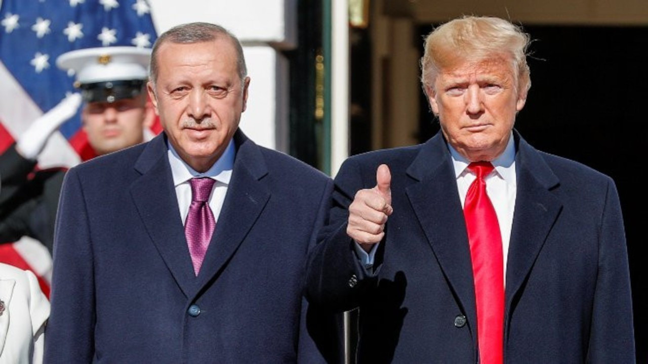 Trump, Erdoğan’ı övdü: Suriye’de çok belirsizlik var, olacakların anahtarı Türkiye’de