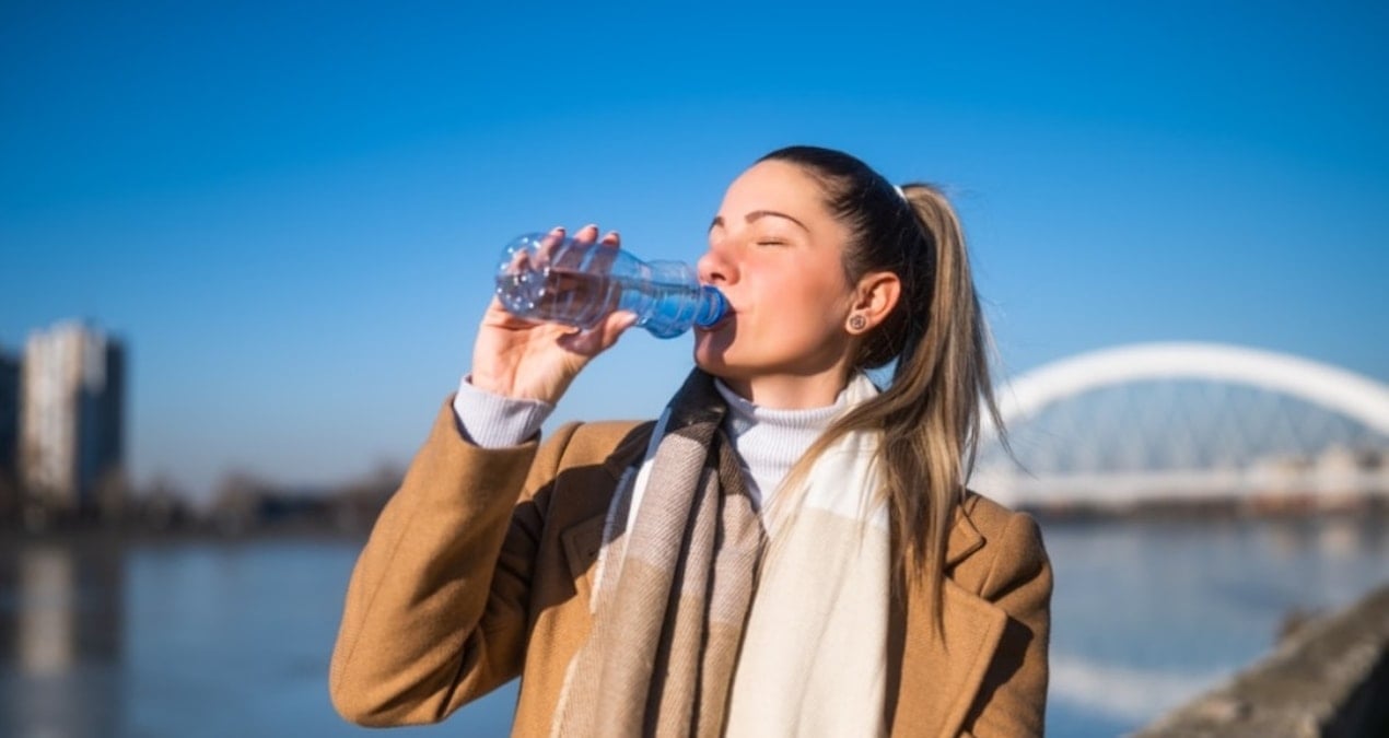 Plastik şişeden su içenler dikkat! ‘Ciddi sağlık sorunlarına yol açabilir’