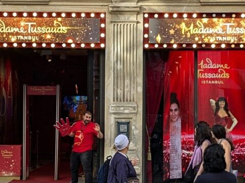 190 yıllık dev marka iflasın eşiğine geldi: 425 milyon sterlin kaybetti