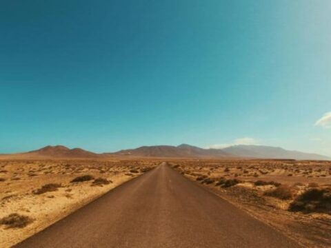 50 yıldır tamamlanamayan yol