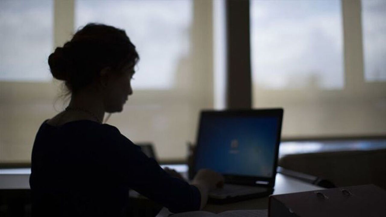 Memur- SEN: Kadın kamu görevlileri haftada 4 gün çalışsın’