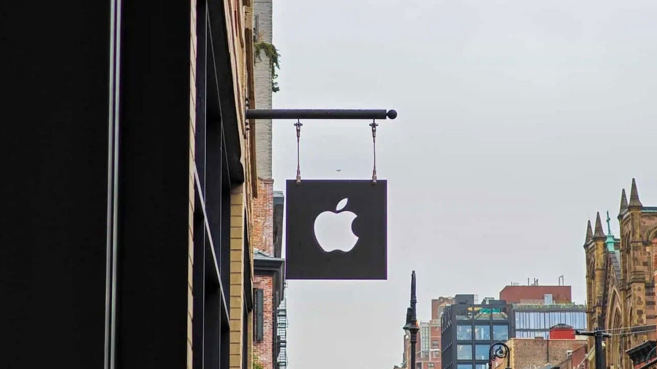 Yapay zeka yazılımları gelecekte hayatımızı önemli ölçüde etkileyecek.