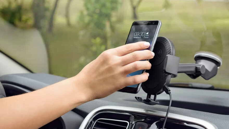 Araçlarda telefon tutucu ve koku yasağı hakkında resmi açıklama