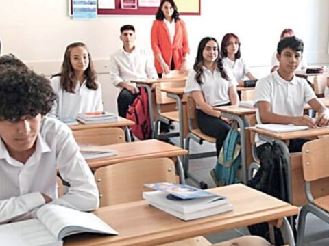 Hayalet öğrencilere diploma dağıtmanın cezası 2.588 TL