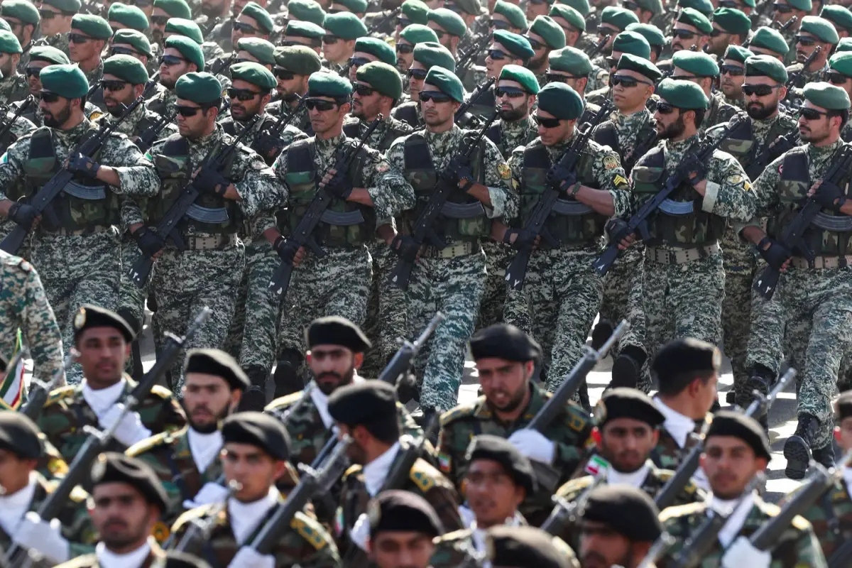 İran Ordusu Suudi Arabistan ve Kuveyt'in Stratejik Altyapı Haritasını İnceliyor