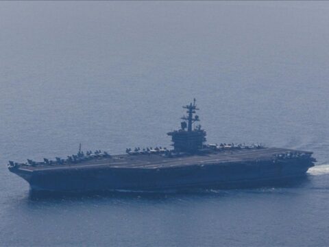 İran: USS Abraham Lincoln hedef alındı