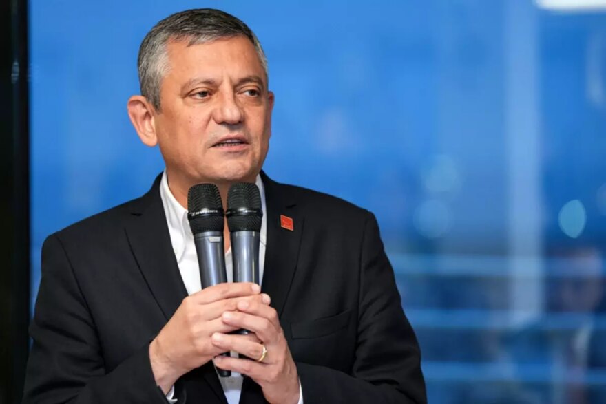 Özgür Özel’den dikkat çeken “asgari ücret önerisi