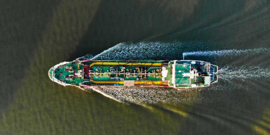 Tayland’ın ilk gemisi Hürmüz’den geçti