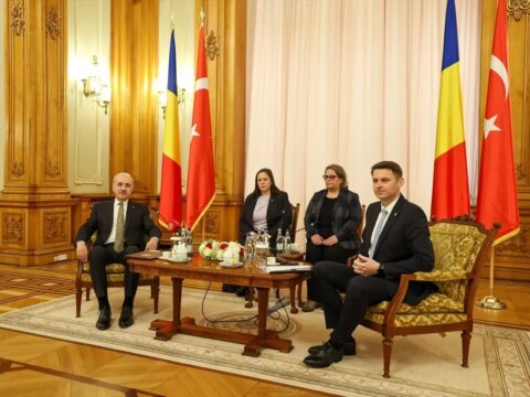 TBMM Başkanı Kurtulmuş, Bükreş’te Romanya Senato Başkanı Abrudean ile görüştü