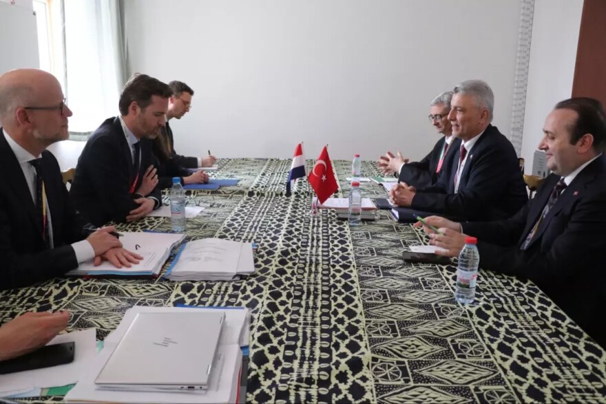 Türkiye-Hollanda Ticaret Görüşmesi