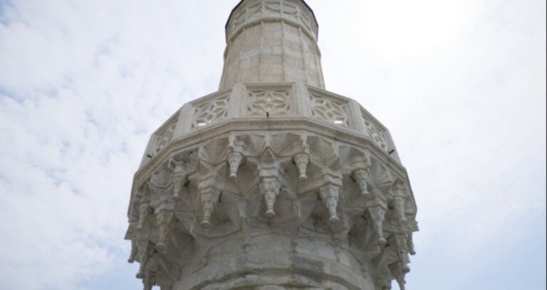 ayasofyanin-kuzeydogu-minaresinde-restorasyon-tamamlandi-l86K6n7C.jpg