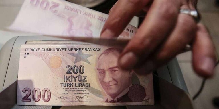 banka-banka-mevduat-oranlari-belli-oldu-500-bin-tlnin-aylik-getirisi-degisti-dzlts8bX.jpg
