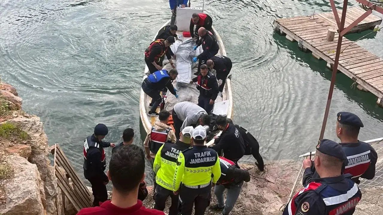 Fırat’ta devrilen bottan acı haber: Kaybolan kişinin cenazesi bulundu