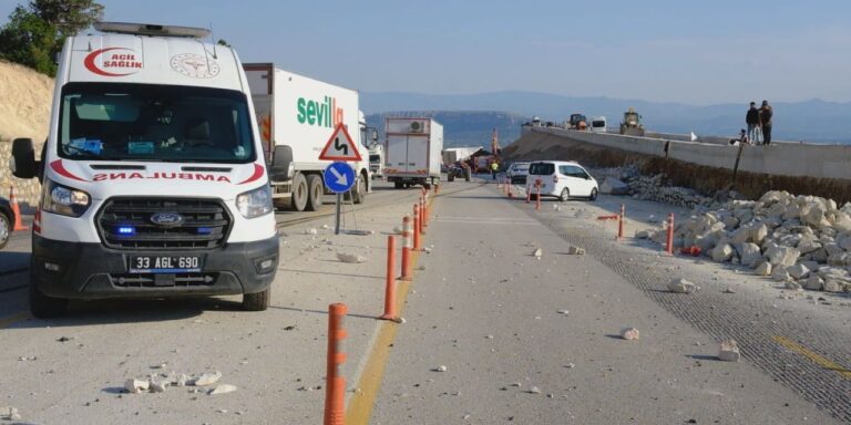 freni-bosalan-tir-insaat-alanina-daldi-1-isci-feci-sekilde-can-verdi-5Vnt1CfZ.jpg