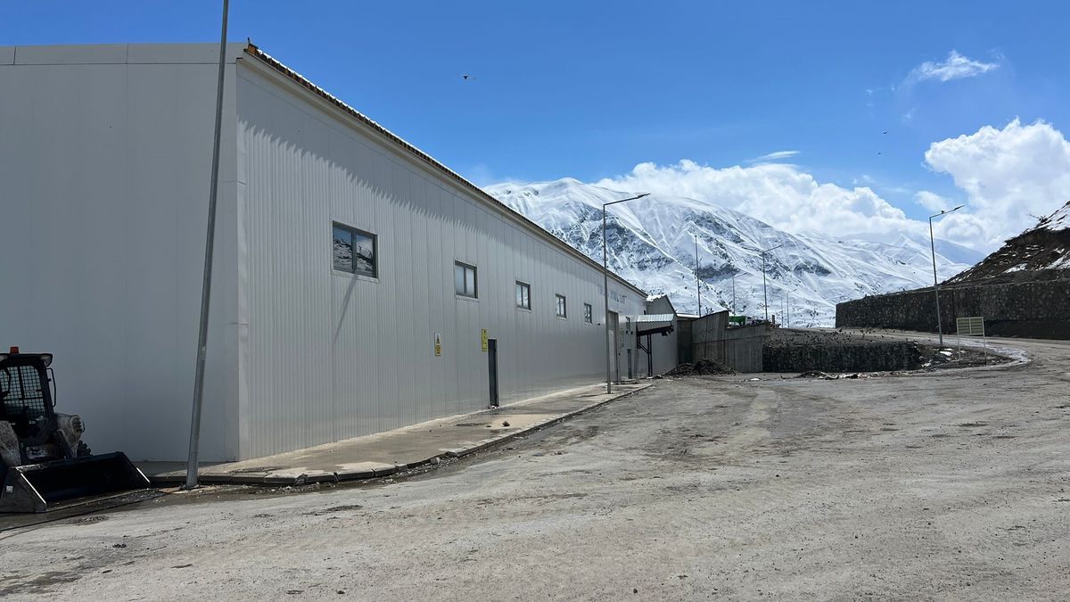 Hakkari’de Atık Tesisi Heyelanla Zarar Gördü