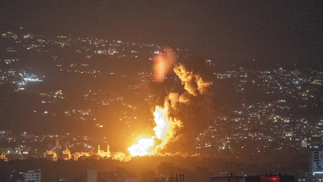 İsrail ateşkese rağmen Lübnan’ı vurdu