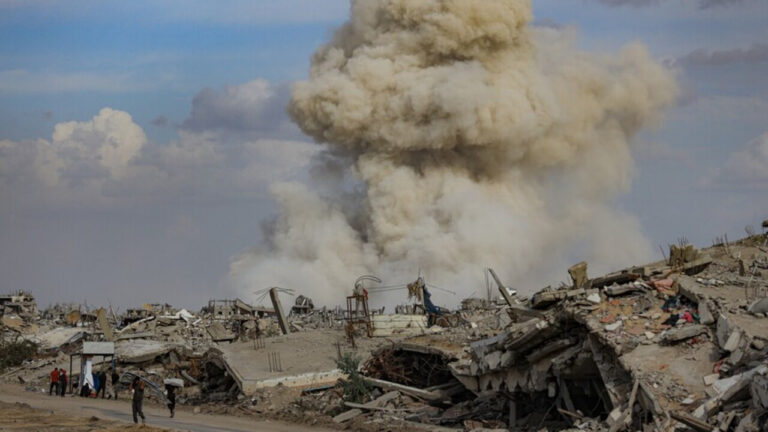 israilin-gazze-saldirilarinda-can-kaybi-72-bin-593e-yukseldi-cPt8eLx6.jpg