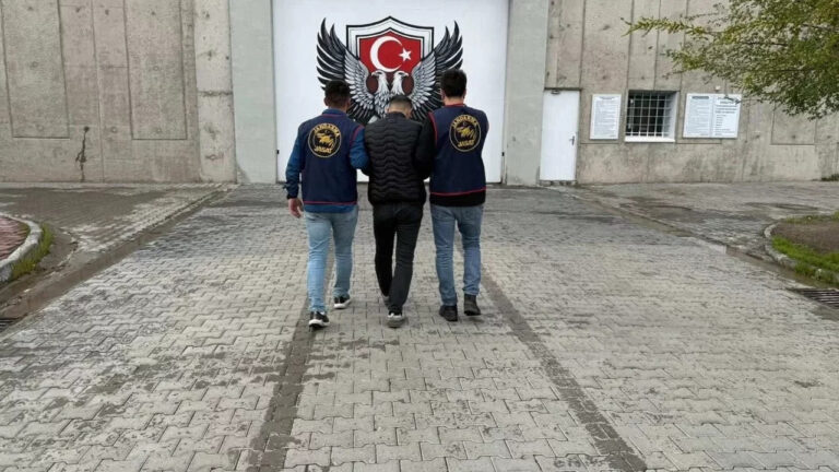 jasat-affetmedi-11-yil-hapis-cezasi-bulunan-firari-yakalandi-t94BNcdO.jpg