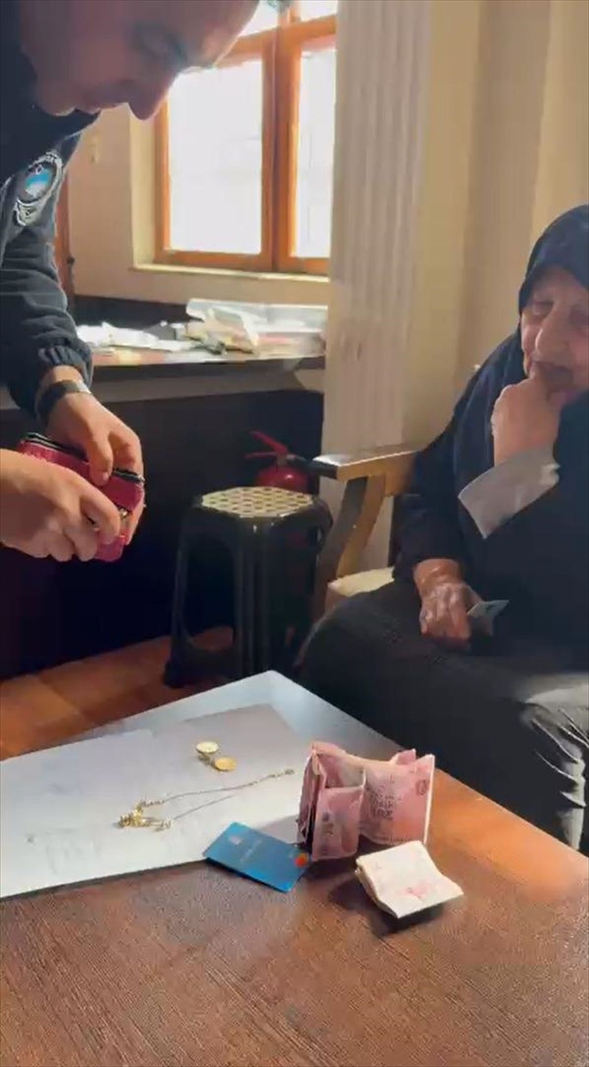 Kepez’de Cüzdan Sahiplerine Ulaştırıldı