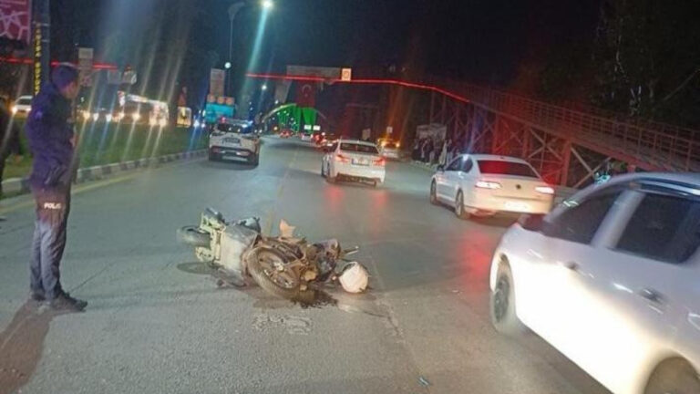 manisada-aci-kaza-izinli-polis-memuru-hayatini-kaybetti-OG3MJQwS.jpg