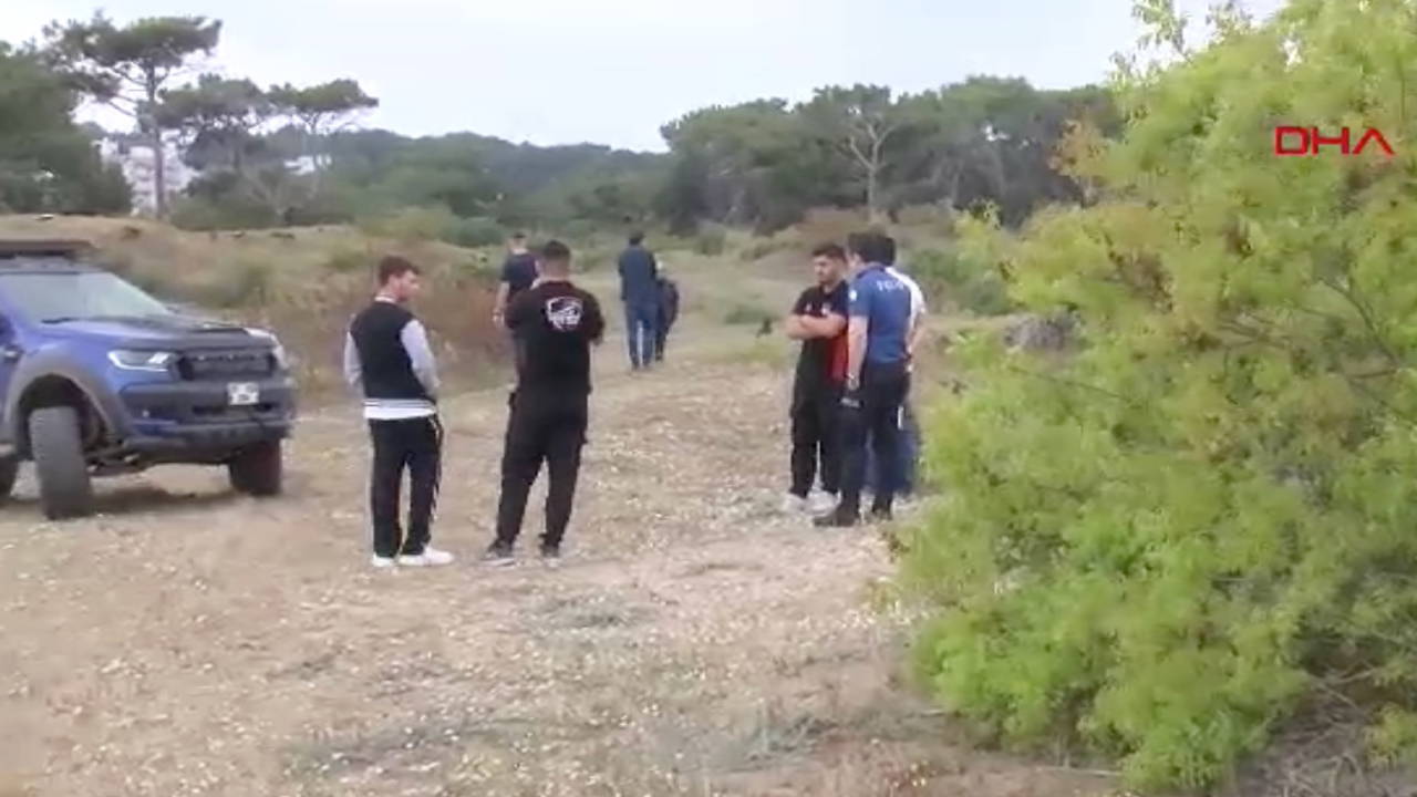 Plajın karşısındaki ormanda erkek cesedi bulundu: ‘Uyuyor sandık’