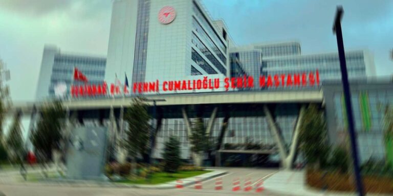 randevusuz-gelip-doktora-saldirdi-hasta-yakini-tutuklandi-YL5aeJ76.jpg
