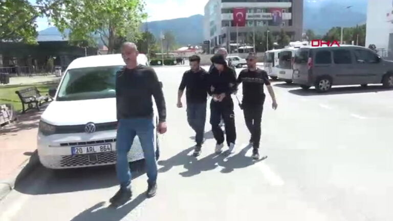 sokak-dugunu-sonrasi-esya-toplama-kavgasi-1-olu-1-yarali-9SYZuqnY.jpg