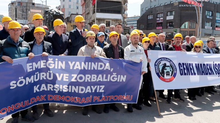 zonguldaktan-doruk-madencilik-iscilerine-destek-haklar-gecikmeden-odensin-zqCfzQJb.jpg