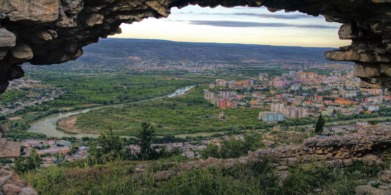 185-metre-yuksekte-evliya-celebinin-anlata-anlata-bitiremedigi-kale-ziyarete-aciliyor-kPwumlGl.jpg
