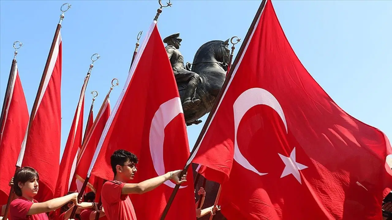 19-mayis-ataturku-anma-genclik-ve-spor-bayrami-hangi-gune-denk-geliyor-19-mayis-PFcc3MSU.jpg