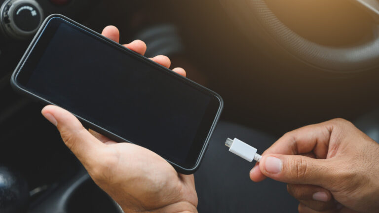 30-dakikada-ne-kadar-doluyor-en-hizli-sarj-olan-telefonlar-testte-LMIFW4iA.jpg