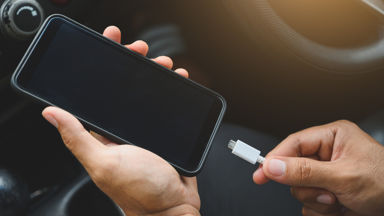 30-dakikada-ne-kadar-doluyor-en-hizli-sarj-olan-telefonlar-testte-LMIFW4iA.jpg