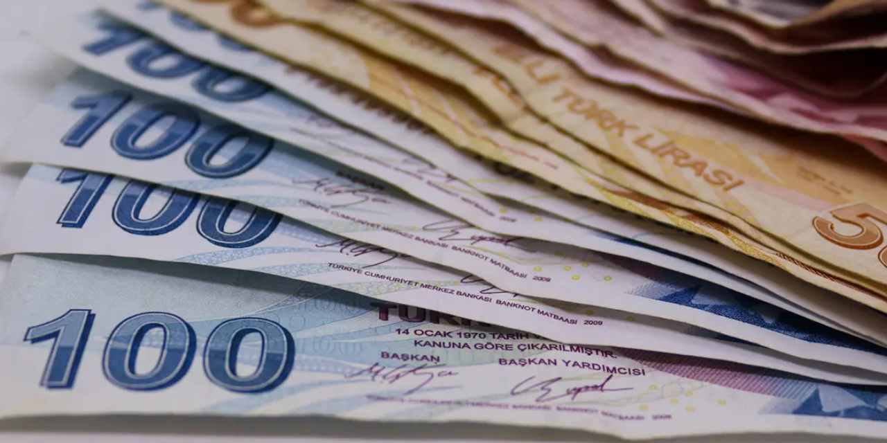 600-bin-tlnin-32-gunluk-getirisi-belli-oldu-banka-banka-faiz-oranlari-aciklandi-eNfESgGd.jpg