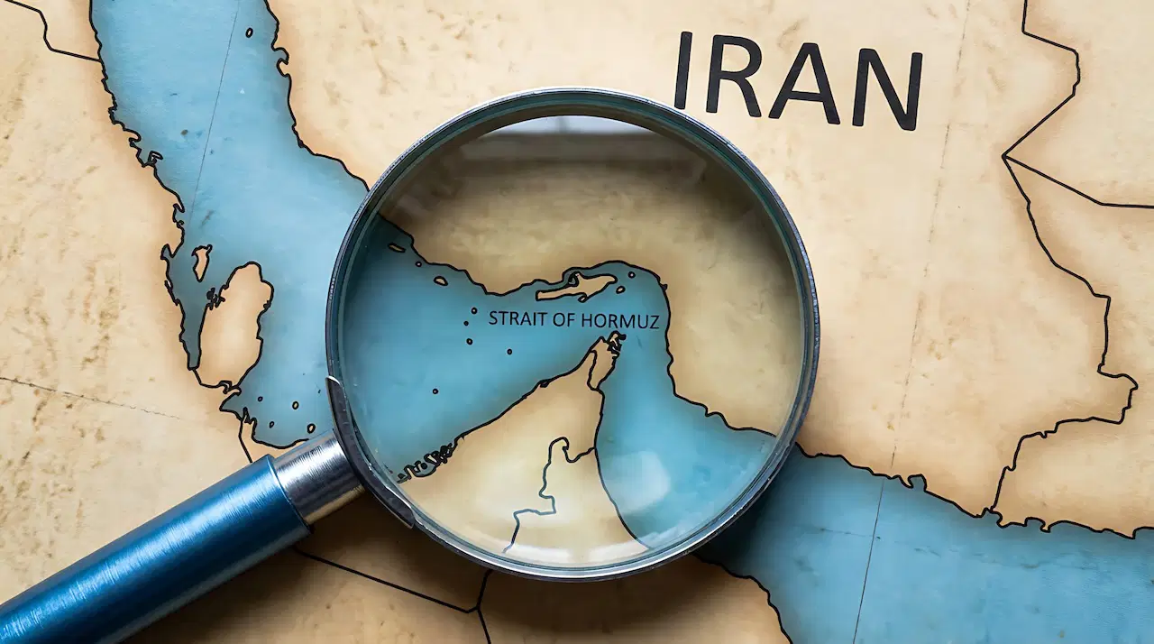 abdli-komutandan-iran-itirafi-hurmuz-h-l-onlarin-kontrolunde-zvvIsyJi.jpeg