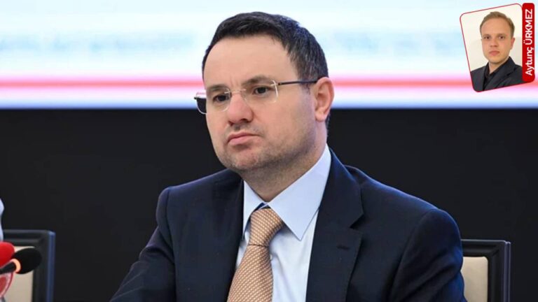 adalet-bakanligi-ve-bakan-gurlekin-eylemleri-hukuk-sistemini-tartisma-konusu-yapti-jIBXgUbL.jpg