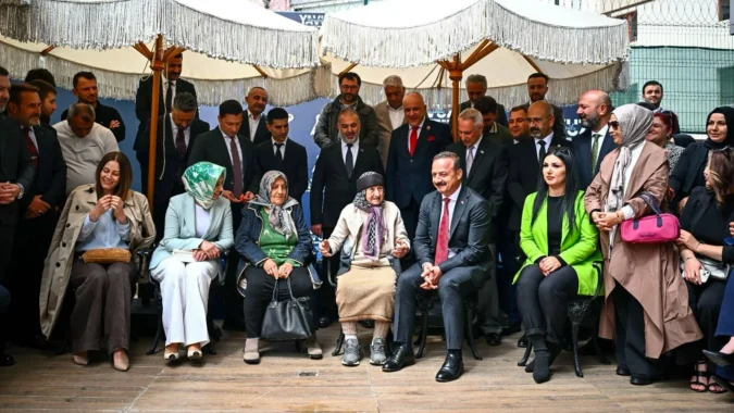Ağıralioğlu’ndan sahaya inme mesajı: Bayramdan sonra seçim otobüsümüze binip yollara düşeceğiz
