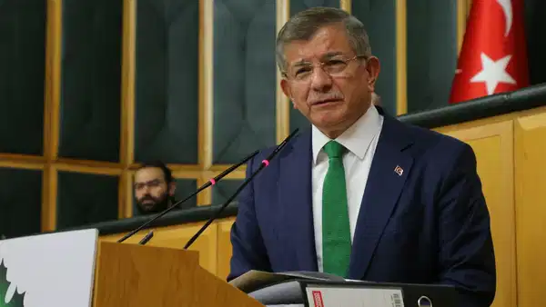 ahmet-davutoglundan-chpye-sinavi-kaybettiniz-arinacaksiniz-sGYbrTcT.jpg
