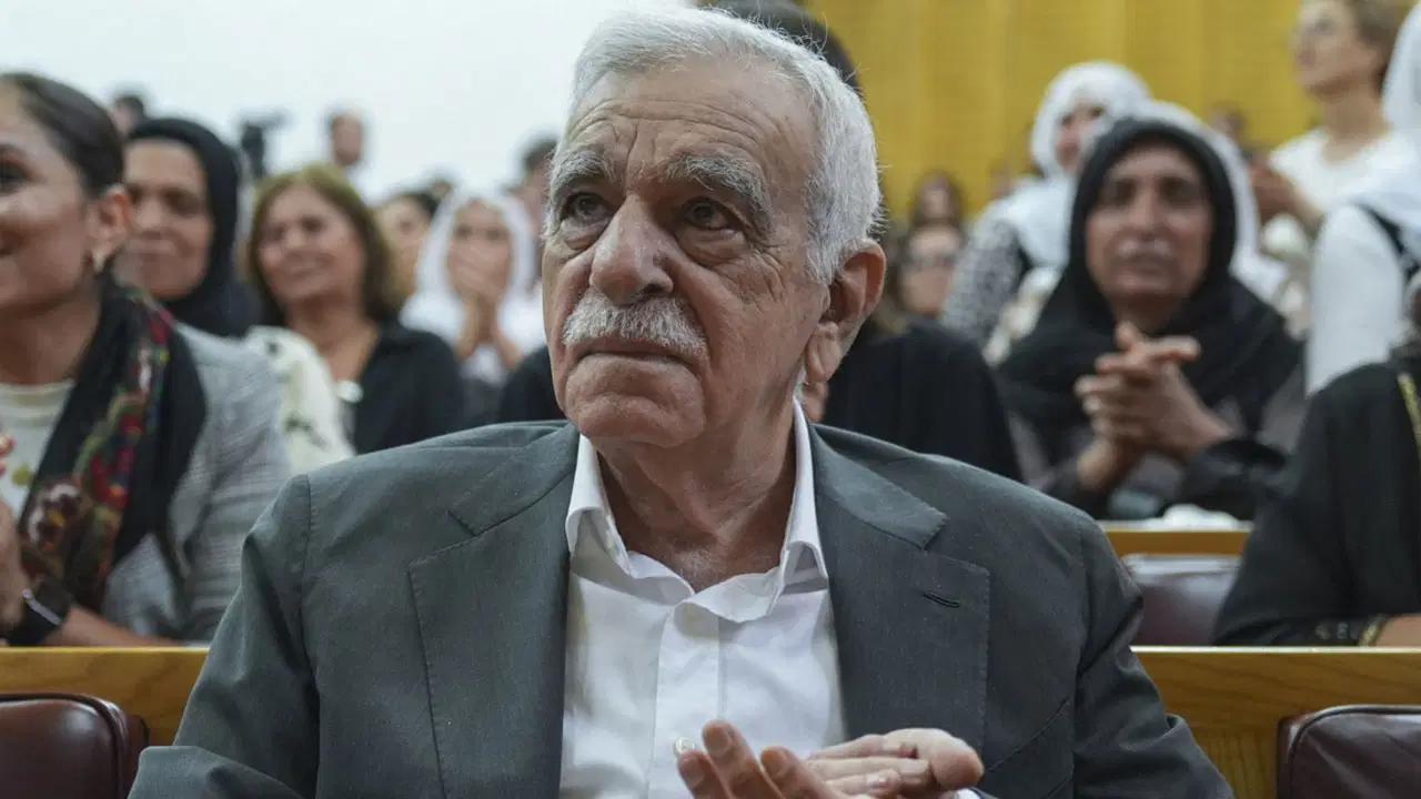 ahmet-turk-kurdistan-aciklamasina-gelen-tepkilere-yanit-verdi-mustafa-desticiyi-ciddiye-almiyorum-kgiFNRFJ.jpg