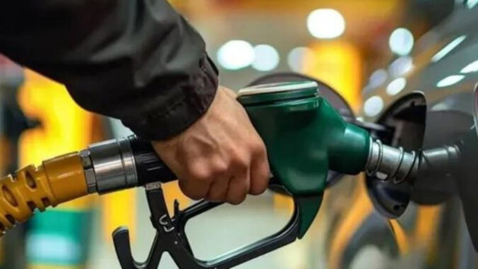 Akaryakıta çifte indirim: Bu gece gelmesi bekleniyor