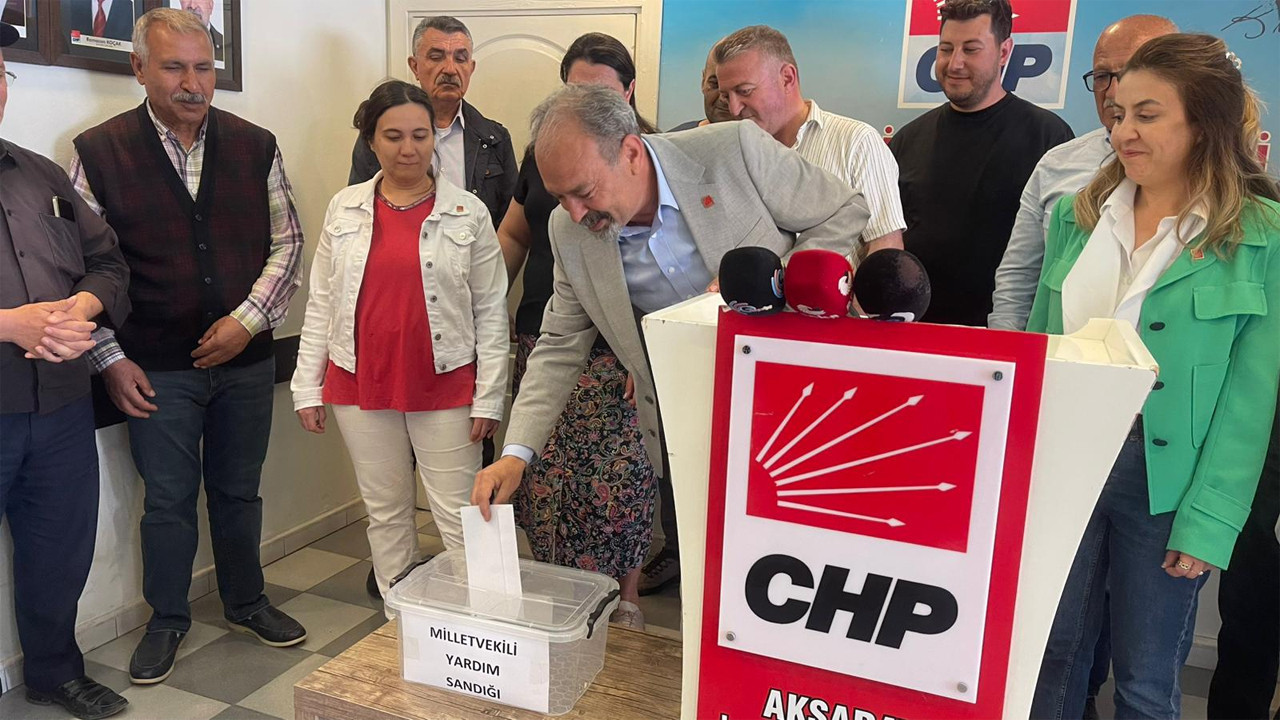akpli-vekil-icin-yardim-sandigi-puW99kFn.jpg
