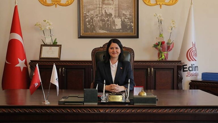 akpye-gececegi-iddia-edilmisti-chpli-belediye-baskani-filiz-gencandan-sert-yanit-UNS1RJtr.jpg