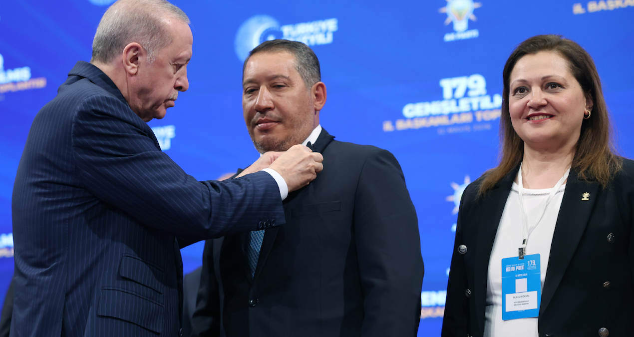 akpye-gecmesinin-nedeni-bunlar-mi-nnS4XMLe.jpg