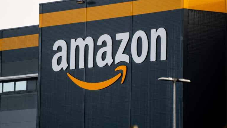 amazon-yapay-zeka-destekli-alisveris-asistani-baslatti-fA7ZtWxN.jpg