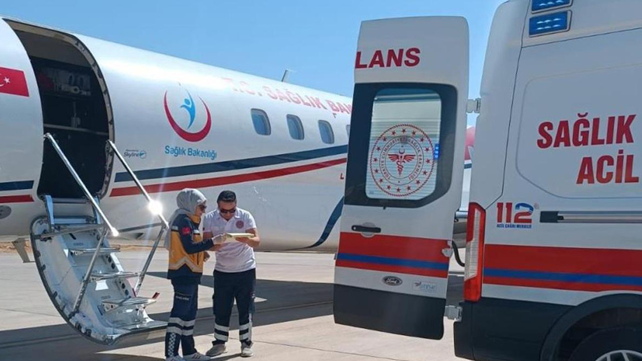 ambulans-ucak-70-gunluk-bebek-icin-havalandi-Iv6AMNhM.jpg