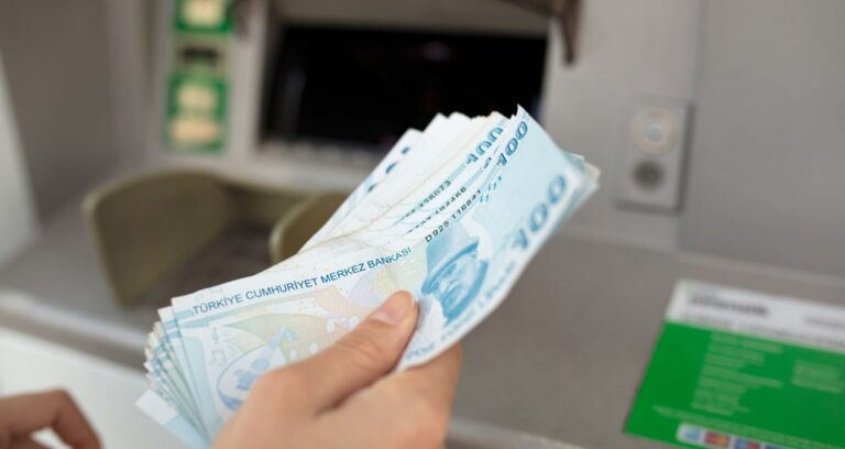 bakan-acikladi-odemeler-hesaplara-yatirildi-TaWSv3ZU.jpg